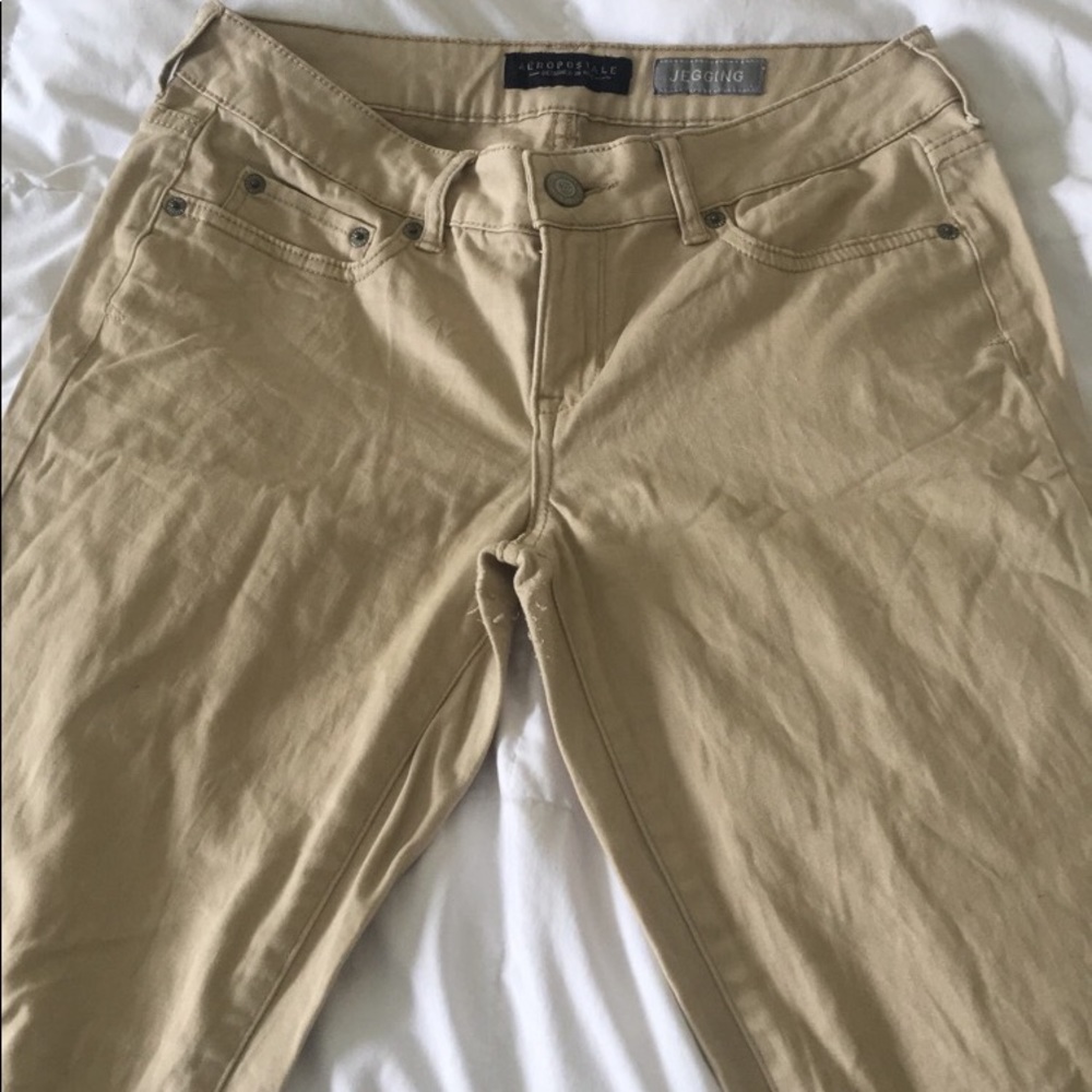 juniors aeropostale khaki jeggings!!